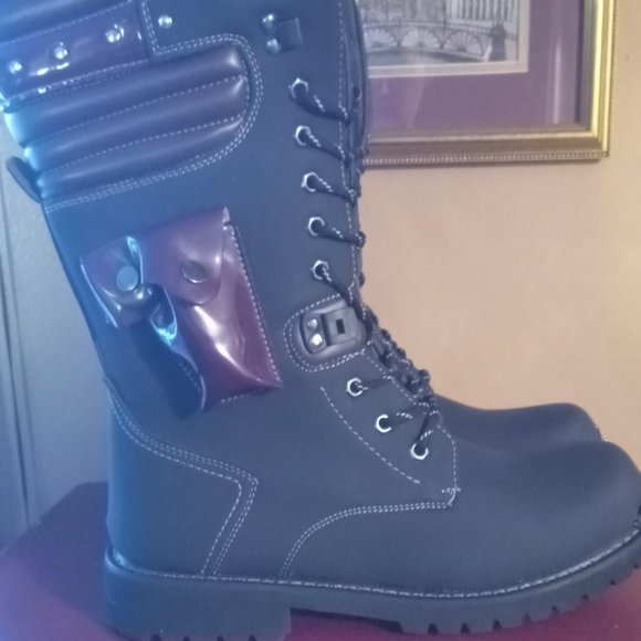 Men's Boots - Picture 4 of 9